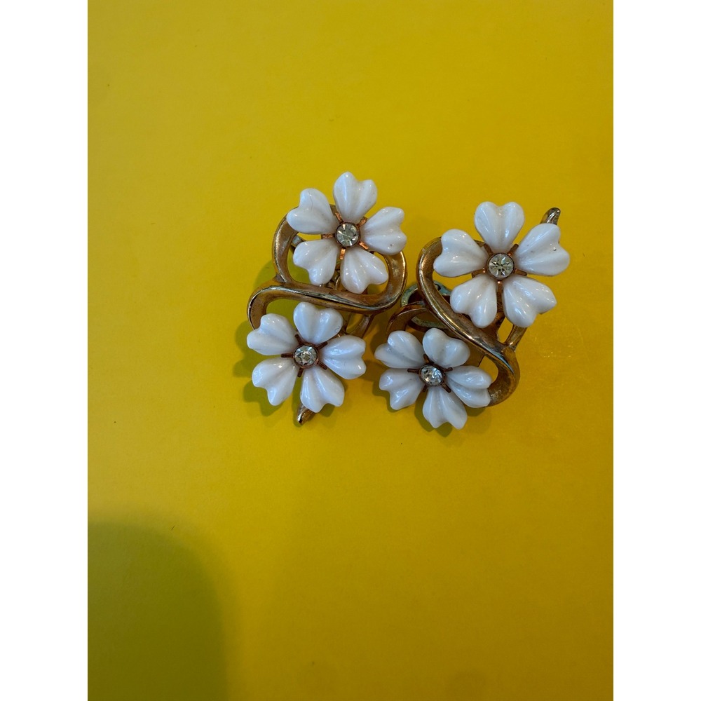 VTG‎ 1950s Crown Trifari Alfred Philippe White Flower Earrings Pristine Cond - Picture 4 of 7